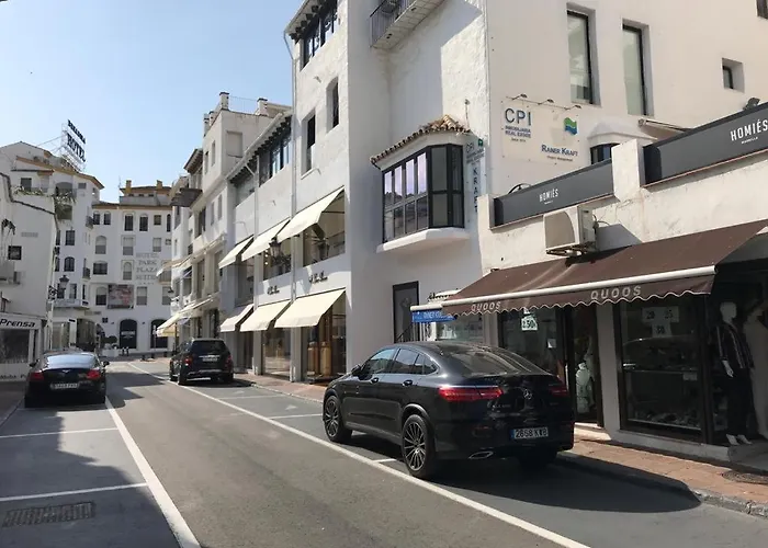 Apartment Puerto Banus